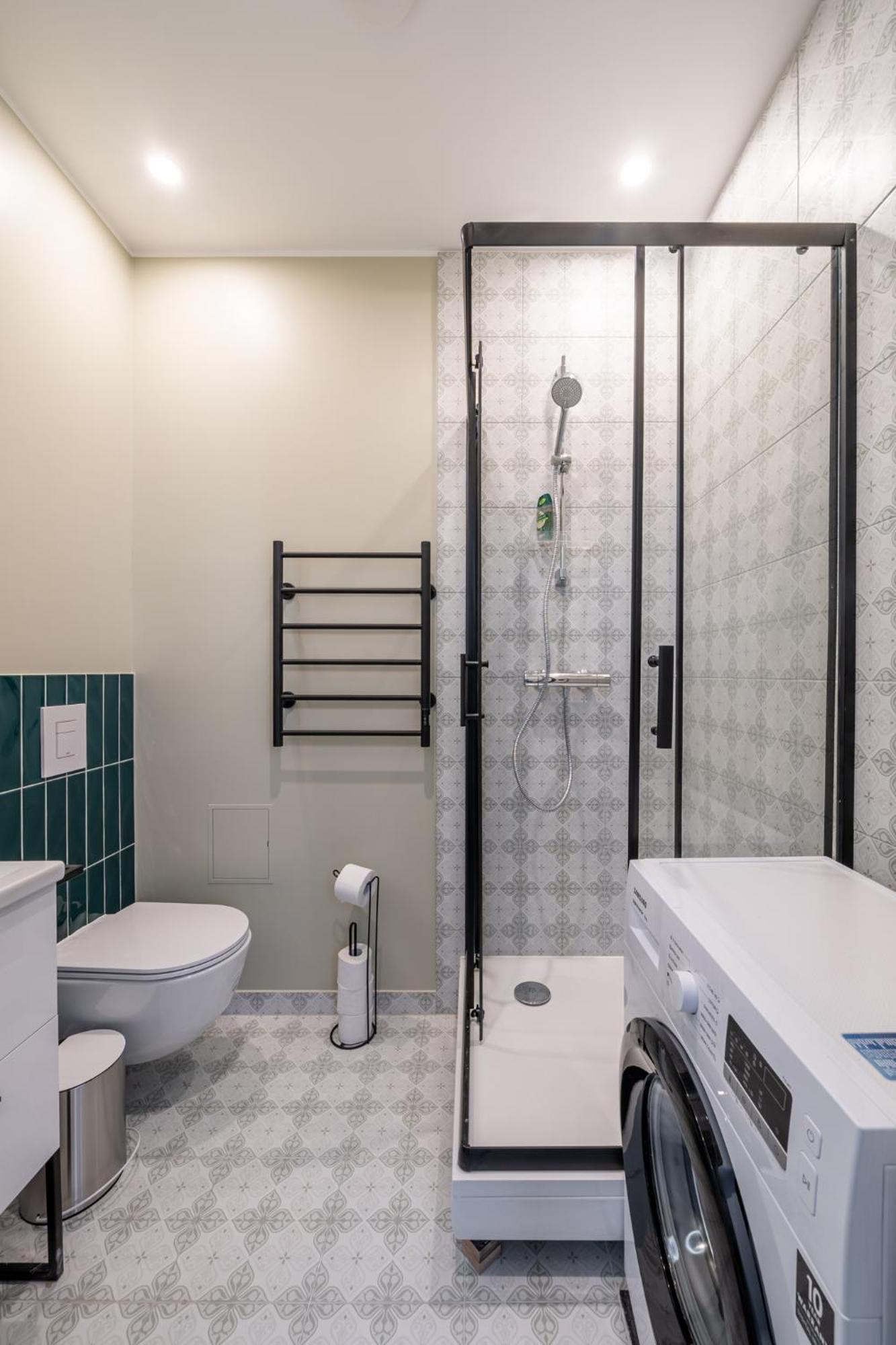 Spacious 1-Bedroom Apartment In The Heart Of Old Town Рига Екстериор снимка